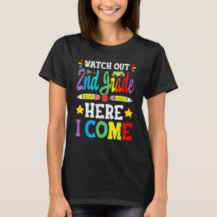 1e klas Afstuderen 2023 Kijk uit 2e klas hier T-shirt