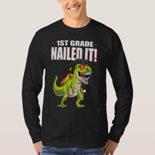 1e klas genageld het rex dinosaurus Afstuderen Kin T-shirt (Voorkant)