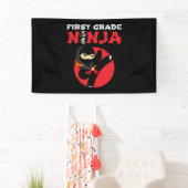 1e klas ninja trap eerste dag terug naar school spandoek (Insitu)
