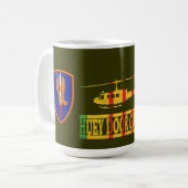 1e Luchtvaartbrigade UH-1 Huey door Gunner Mok (Voorkant links)