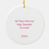 1e plaats Winnaar Ugly Sweater Contest Roze Blauwg Keramisch Ornament (Achterkant)