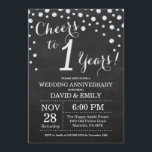 1e trouwdag Chalkboard Zwart Zilver Kaart<br><div class="desc">1e trouwdag Chalkboard Zwart en Zilver Uitnodiging. Chalkboard Zwart en Zilver Glitter Diamant Achtergrond. Zilver Confetti. Volwassenen Verjaardag. Vrouw of Man Mannelijke Verjaardagsfeestje. Voor verdere aanpassing,  klik op de "Pas het aan" knop en gebruik onze ontwerp tool om deze template aan te passen.</div>