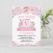 1e Verjaardag Een Bunny Roze Waterverf Bloemen Kaart (Staand voorkant)