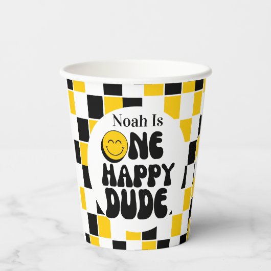 1e verjaardag een gelukkige kerel jongen verjaarda papieren bekers (Achterkant)