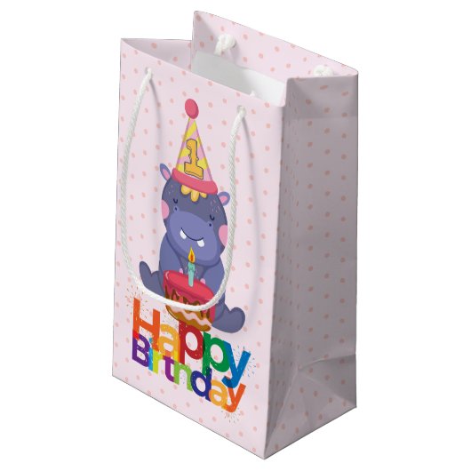 1e verjaardag Hippo Klein Cadeauzakje (Achterkant Gekanteld)