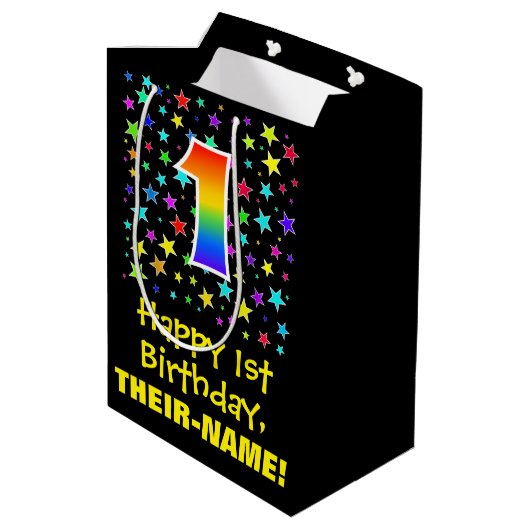 1e verjaardag: Kleurrijk sterrenpatroon en regenbo Medium Cadeauzakje (Achterkant Gekanteld)