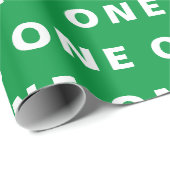 1e Verjaardag Leuke Groene Jongen Kinder Patroon Cadeaupapier (Rol Hoek)