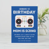 1e verjaardag moeder is dj blauw kaart (Staand voorkant)