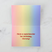 1e Verjaardag: Regenboogtekst, Aangepaste foto's & Kaart (Binnen)