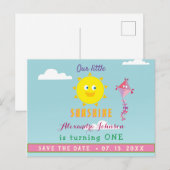 1e verjaardag save the date, onze kleine zonnetje aankondigingskaart (Voorkant / Achterkant)