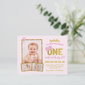 1e Verjaardag Uitnodiging, roze meisjes eerste ver Kaart (Staand voorkant)