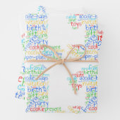 1e verjaardag van de opvulling van papierbladen inpakpapier vel (In situ)