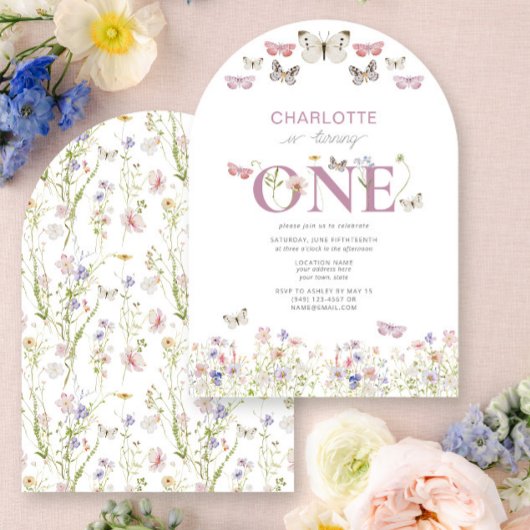 1e verjaardag Wildflower draait één vlinder Kaart