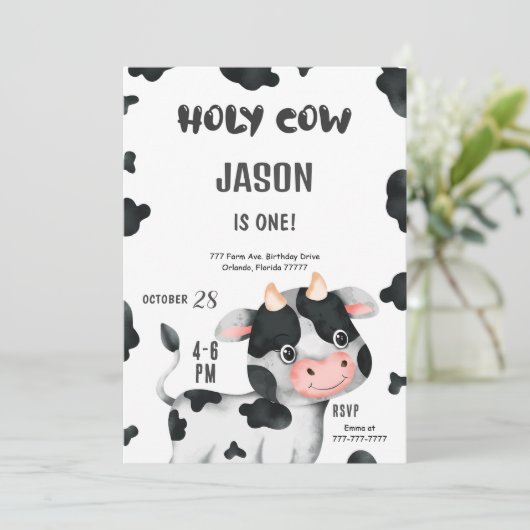 1e verjaardagsjongen Koe verjaardagsuitnodiging Kaart (Staand voorkant)