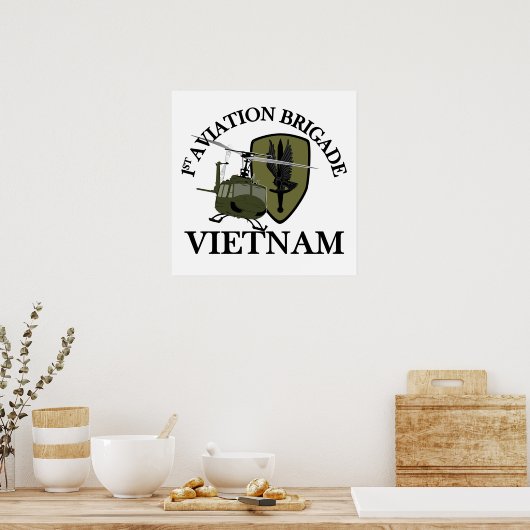 1st AVN BDE Vietnam Vet Huey Poster (Keuken)
