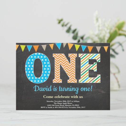 1st Birthday Invitation Boy Chalkboard Kaart (Staand voorkant)