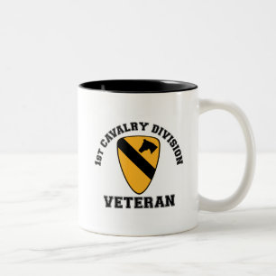 1st Cav Vet - College Style Tweekleurige Koffiemok