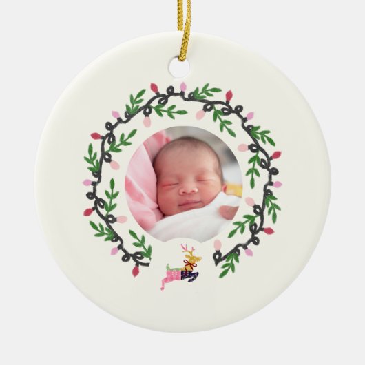 1st Christmas Deer with Wreath Customize Keramisch Ornament (Voorkant)