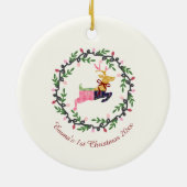 1st Christmas Deer with Wreath Customize Keramisch Ornament (Achterkant)
