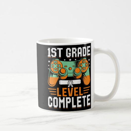 1st Grade Level Compleet Afstuderen Videogame Con Koffiemok (Rechts)