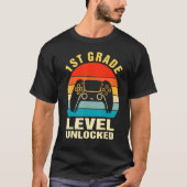 1st Grade Level Unlocked Gamer First Day Of School T-shirt (Voorkant)