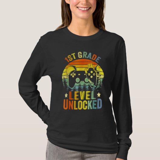 1st Grade Level Unlocked Video Game Back To School T-shirt (Voorkant)