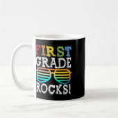 1st Grade Rocks First Squad Back To School T Koffiemok (Links)