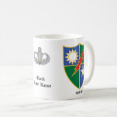 1st Ranger BN oude stijl scroll & tabel, gevechtss Koffiemok (Voorkant rechts)