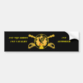 1ST SQDN 1ST CAVALRY 1ST GEARMOREERDE BUMPERSTICKE BUMPERSTICKER (Voorkant)