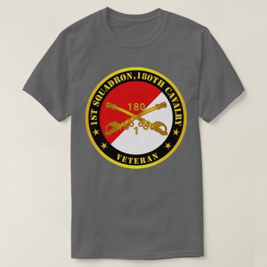 1st Squadron 180th Cavalry Branch Veteran Red Whit T-shirt (Design voorkant)
