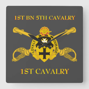 1STE BATTALION 5TH CAVALRY 1ST CAVALRY CLOCK VIERKANTE KLOK