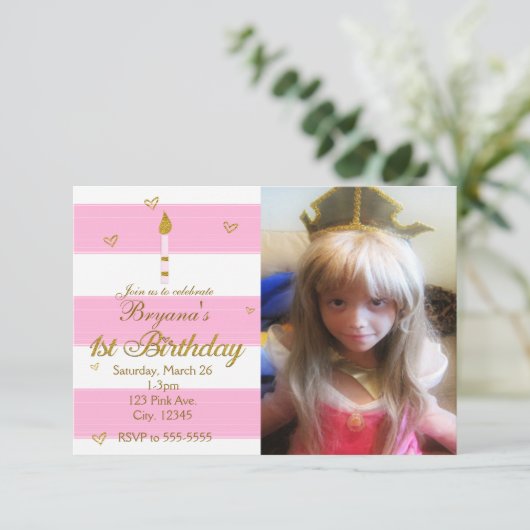 1STE BIRTHDAY Roze Wit & gouden Foto-uitnodiging Kaart (Staand voorkant)