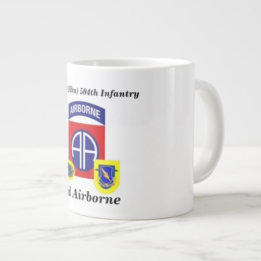 1ste Bn (Abn) 504e Inf 82e Mok door vliegtuigen Ju (Voorkant rechts)