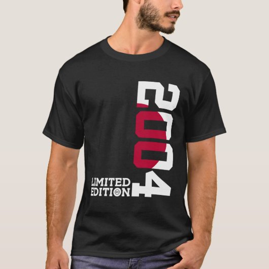 2004 Japan 19e T-shirt (Voorkant)