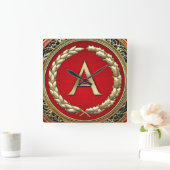 [200] "A" Gold  Monogram Vierkante Klok (Huis)