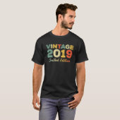 2019 Limited Edition Funny Retro Birthday T-shirt (Voorkant volledig)