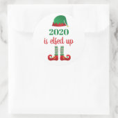 2020 is opgevoed met grappig kerstGezegde Elf Red Ronde Sticker (Tas)