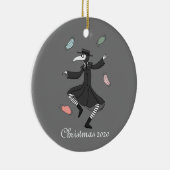 2020 Kerstsieraad Plague Doctor in de schijnwerper Keramisch Ornament (Rechts)