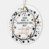 2020 Rampenjaar, maar we kochten een kerstfeest in Keramisch Ornament (Links)