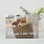 2020 was een Ruff Year Kerstmis van de Hond Foto Feestdagenkaart (Staand voorkant)