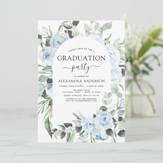 2022 Dusty Blue Afstuderen Floral Greenery Invitat Kaart (Staand voorkant)