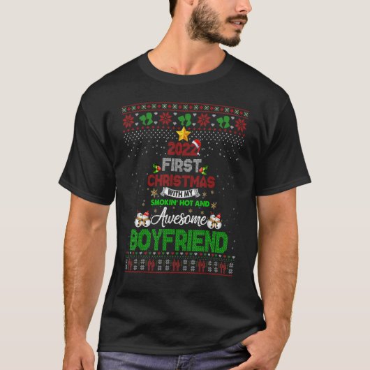2022 First Christmas With My Smokin Hot And Boyfri T-shirt (Voorkant)