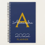 2022 Gold Navy Blue Monogram Elegant Planner<br><div class="desc">2022 Gold- en Navy Blue Monogram naam en Initiaal Spiral Notitieboek Planner. Dit maakt de perfecte liefhebbende 16 verjaardag,  bruiloft,  vrijgezellenfeest,  verjaardagsdag,  baby shower of vrijgezellenfeest voor iemand die van luxe glam en stijl houdt.</div>