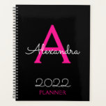 2022 Hot-roze zwart monogram legant Planner<br><div class="desc">2022 Hot Pink and Black Monogram Name and Initiaal Spiral Notitieboek Planner. Dit maakt de perfecte liefhebbende 16 verjaardag,  bruiloft,  vrijgezellenfeest,  verjaardagsdag,  baby shower of vrijgezellenfeest voor iemand die van luxe glam en stijl houdt.</div>