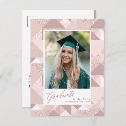 2022 Moderne roze Glitter Script Photo Afstuderen Aankondigingskaart (Voorkant / Achterkant)