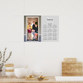 2022 Naam aangepast fotomonogram kalender op grijs Poster (Keuken)