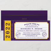 2022 Paarse & Gold Ticket Graduation Party Invite Kaart (Voorkant / Achterkant)