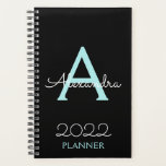 2022 Teal Aqua Blauwe Zwarte Monogram Elegant Planner<br><div class="desc">2022 Teal Aqua Blauwe en Zwarte Monogram Naam en Initiaal Spiraal Notitieboek Planner. Dit is het perfecte cadeau voor een 16e verjaardag,  trouwdag,  bruidsfeest,  jubileum,  babyfeest of vrijgezellenfeest voor iemand die van glamour luxe en chic stijlen houdt.</div>