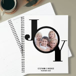 2023 Aangepaste fotoplanner Planner<br><div class="desc">Deze moderne en stijlvolle 2023 Planner is voorzien van het woord JOY in vetgedrukte zwarte typografie op een witte achtergrond. Gemakkelijk aanpasbaar met uw foto,  naam,  en jaar.</div>