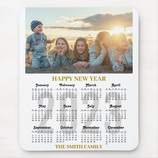 2023 Kalender Modern Gold Script Family Foto Muismat (Voorkant)